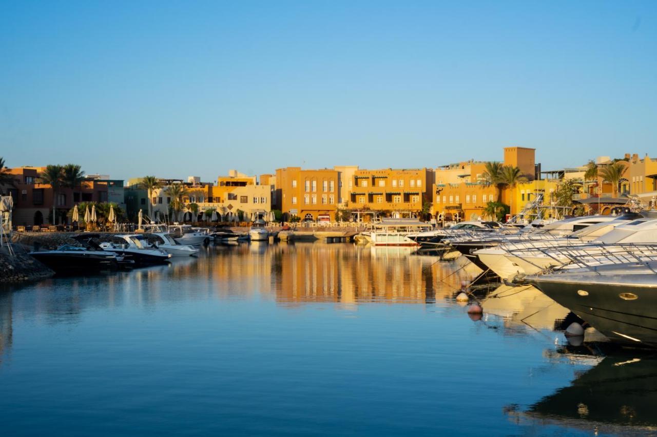 Captain'S Inn Hotel Hurghada Buitenkant foto